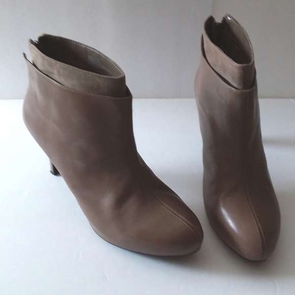 me too Shoes - Me Too Mystic Leather & Suede Taupe Booties